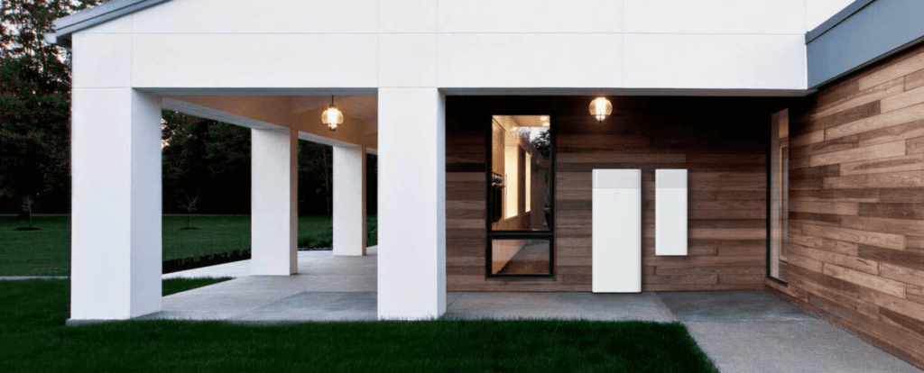 No Sunpower Battery Modern house rendering with battery and storage option installed