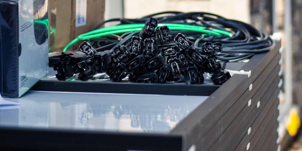 Solar Wiring in Series or Parallel for Optimal Energy Output-2